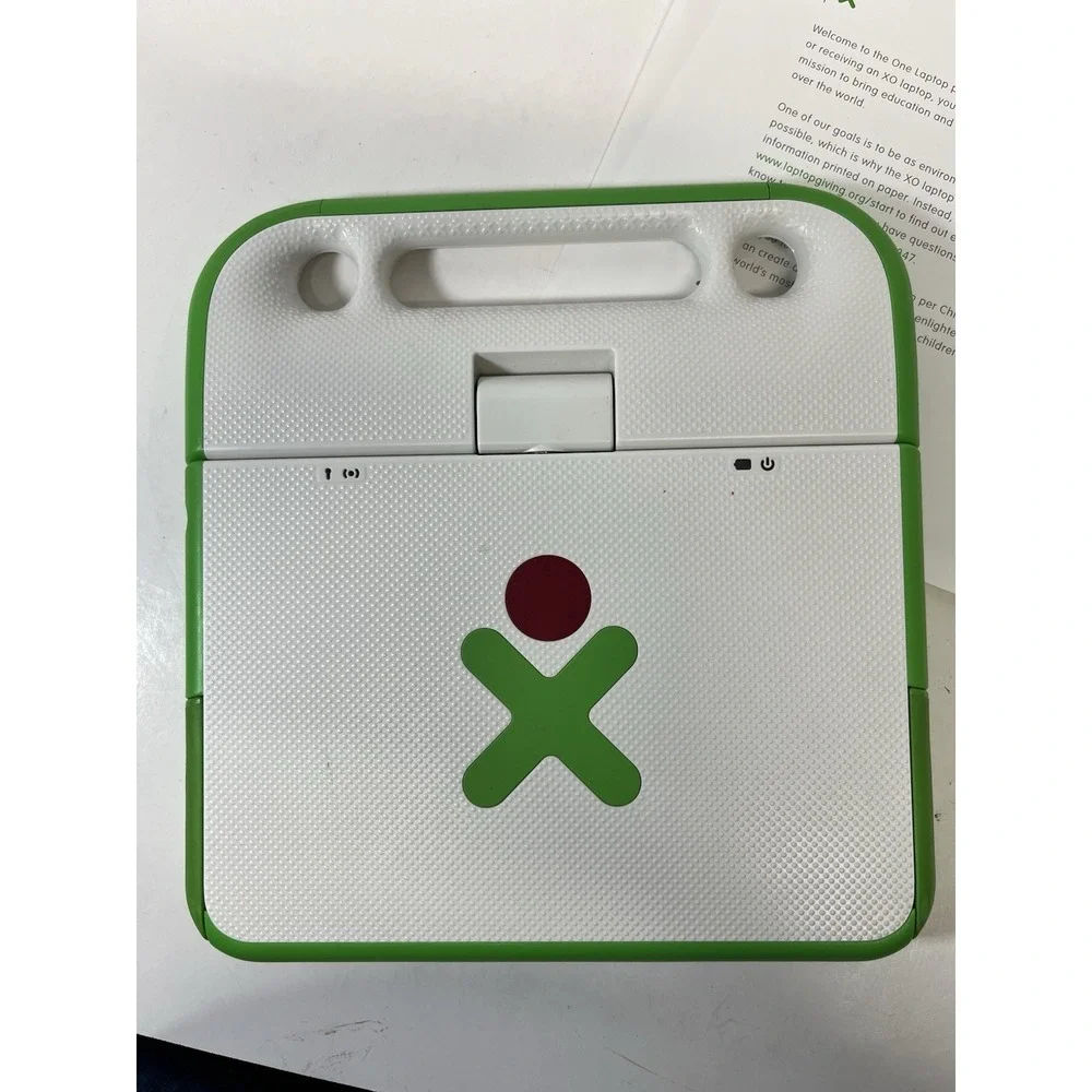 OLPC XO-1 Kids Laptop Computer - One Laptop Per Child - w/ Power Adapter